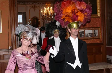 Mai 2009 : Bal des Plumes au Château de Breteuil (78)