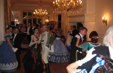 Novembre 2005 : Bal "L'impératrice Eugénie à la cour d'Egype" - Fêtes données par le Vice-roi Ismaïl Pacha pour l'inauguration du canal de Suez au Pavillon Henri IV à St Germain en Laye (78)